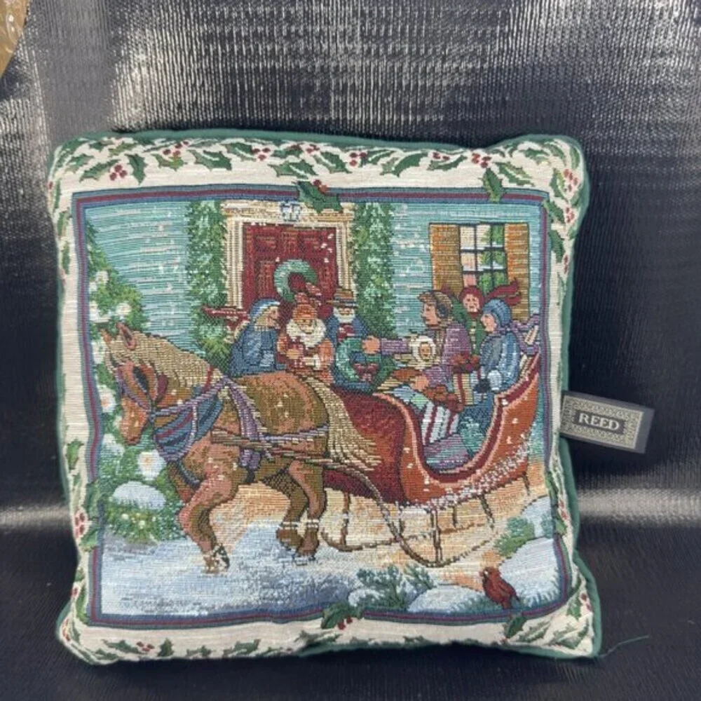 Reed Throw‎ Pillow Victorian Sleigh Family Winter Scene Christmas 12 By 11 Wide